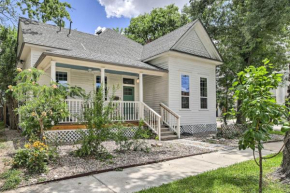 Historic Houston Bungalow about 2 Mi to Downtown!